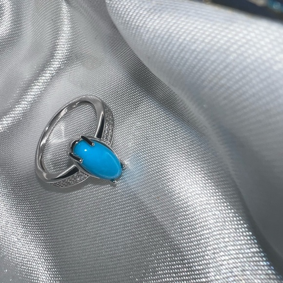 10K White Gold AAA Natural Arizona Sleeping Beauty Turquoise and Diamond Ring - Picture 1 of 6